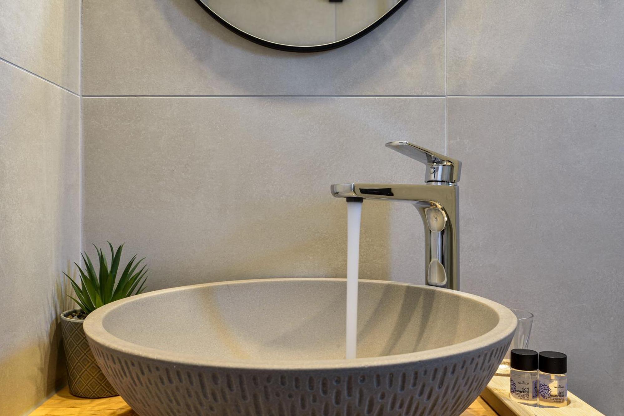 Eloque Simple Living Space Kato Daratso Exterior foto